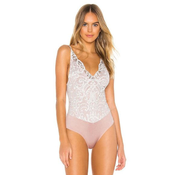 Thistle and Spire NWT Marion Crochet Lace Bodysuit in Ivory - Picture 1 of 9